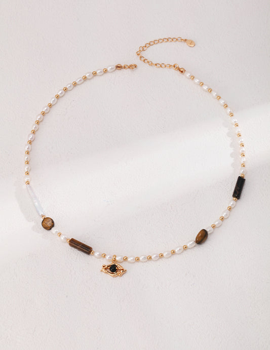 Eva pearl necklace with black onyx
